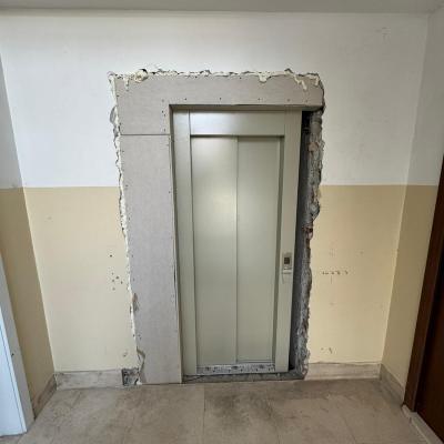 Novo dizalo u starijoj zgradi - Istarska 4, Split
