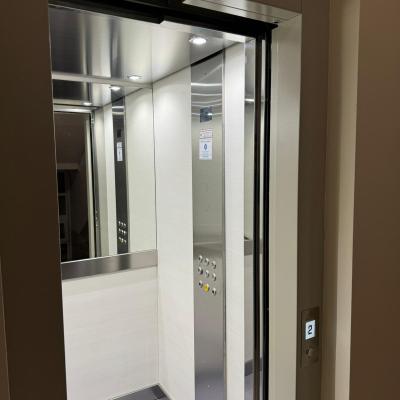 Novo dizalo u starijoj zgradi - Istarska 4, Split